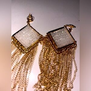 5 pairs of ear rings with cute jewelry box